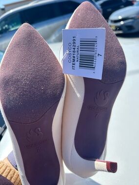 Natural/Taupe Pointed Toe Women's Heels - Size 7